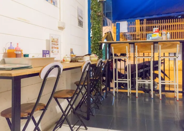 3 Plus 1 Hostel, Asoke * Bangkok