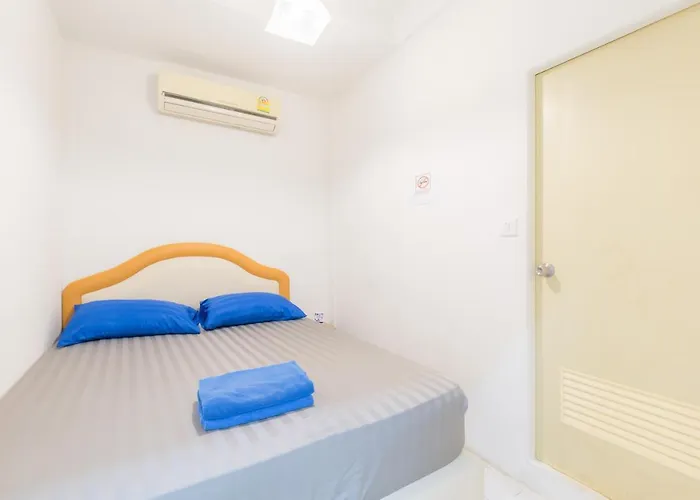 Ostello 3 Plus 1 Hostel, Asoke *