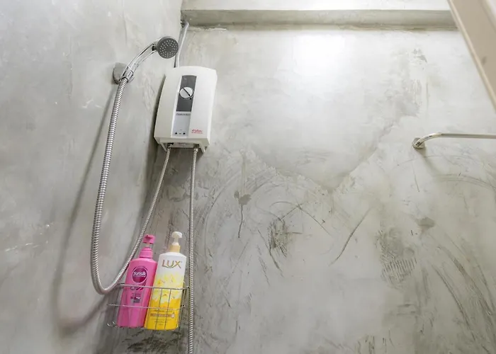 3 Plus 1 Hostel, Asoke Ostello *