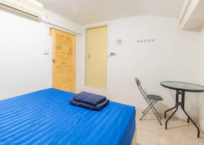 Ostello 3 Plus 1 Hostel, Asoke